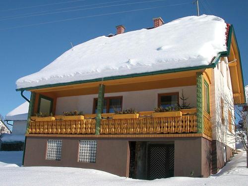 Holiday Home Riedl in Preitenegg