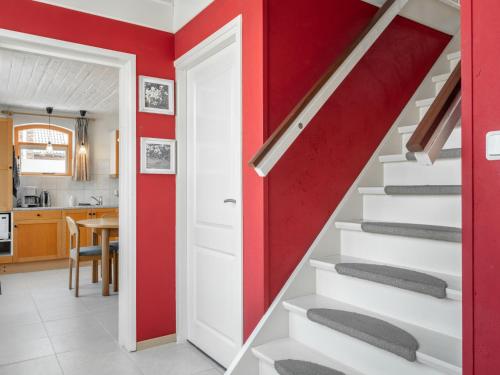 Holiday Home Zeeuws-Vlaanderen by Interhome in Sint Kruis