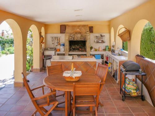  Holiday Home Papagayo by Interhome in Papiolet