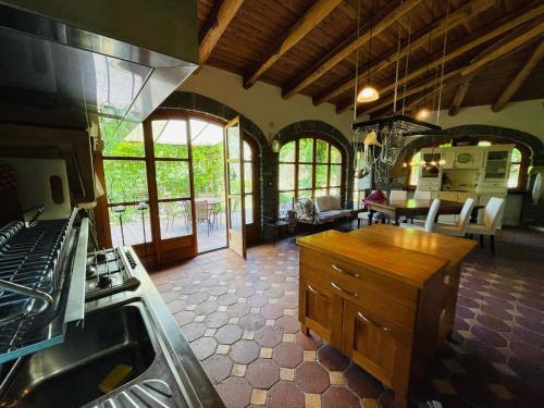 Mulino Gorretta Langhe House with swimming pool in Levice