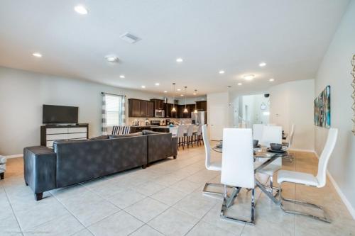 8 Bed Windsor At Westside Resort! villa - image 11