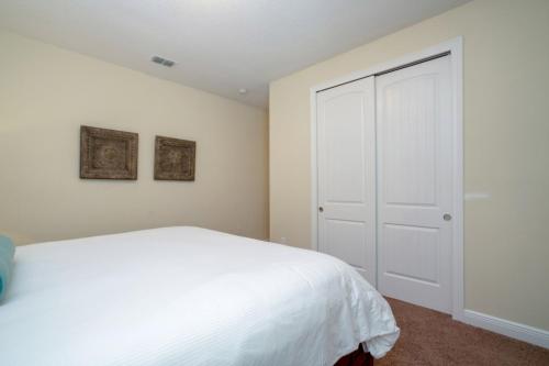 8 Bed 8 Bath With Everything You Want! villa - image 6