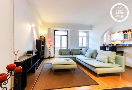 Rato Elegant by Homing - image 9