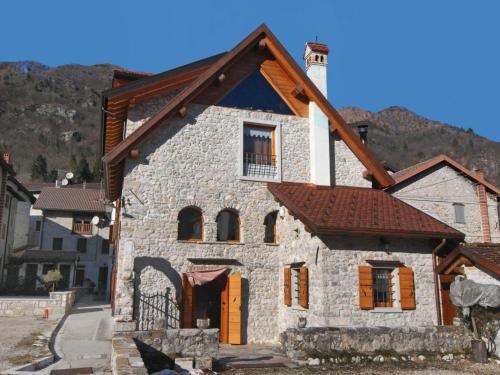 Locazione Turistica Albergo Diffuso - Cjasa Ustin-2