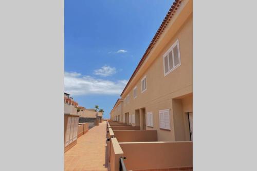 Two-Bedroom Apartment room in Wonderful Ocean View Townhouse! AC! Parking! PA01
