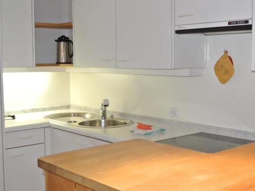 Apartment Residenza Chesa Margun 66-2 by Interhome in سيلفابلانا