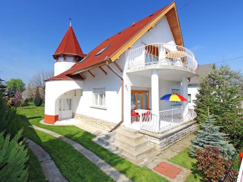  Apartment Anthony 2 by Interhome, Ferienwohnung in Balatonboglár