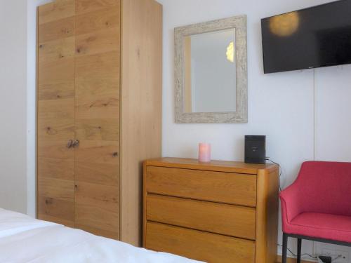 Apartment Roger-1 by Interhome, Zermatt (photo 10)