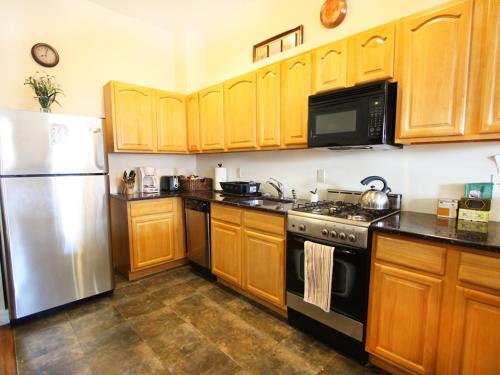 Apartment Clayton-4 - image 11