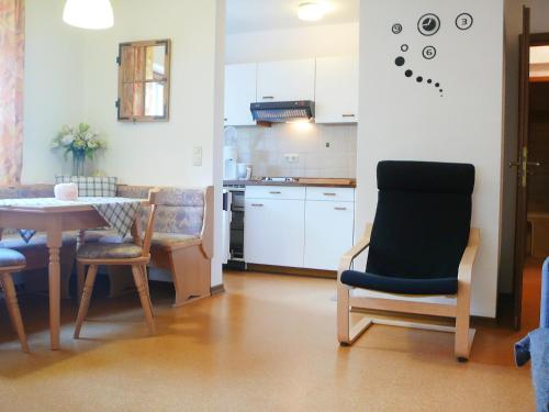 Apartment A305 by Interhome in Resten