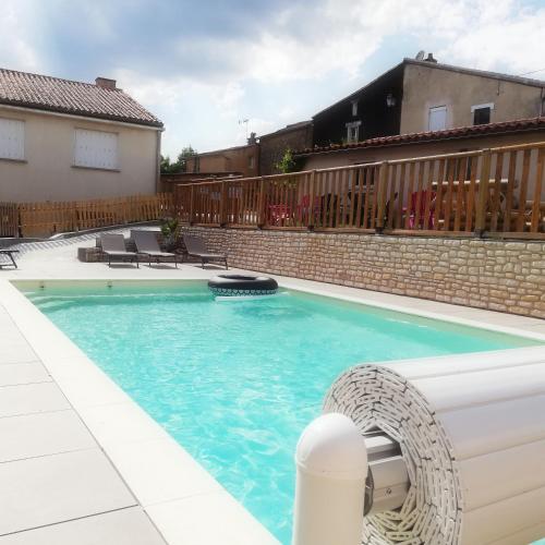 Les gîtes du Thouet (Les gites du Thouet) in St Loup Lamaire