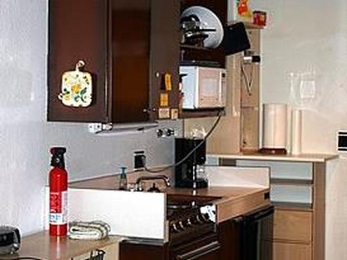 Apartment 56SLL Budget Condo near Mt- Baker - main image