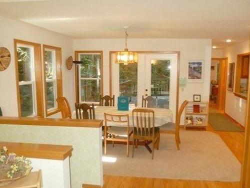 Holiday Home 51SL Executive Style Cabin - image 4