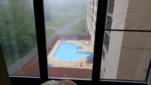 Silver Creek Unit 5404, Ski in-out, Pool Hot Tub in Snowshoe, USA