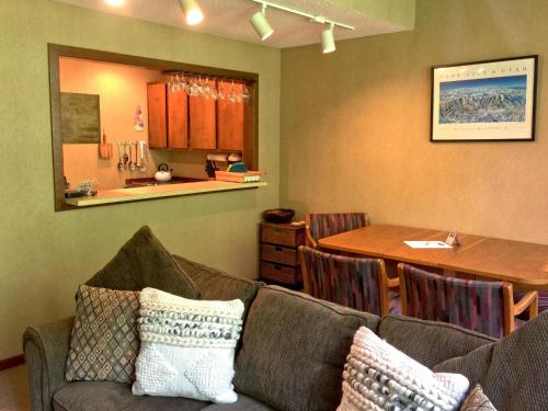 Apartment 59SW-A Great Family Condo! - image 2