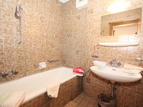 Apartment Römerhof-2 by Interhome, Fügen (zdjęcie 8)