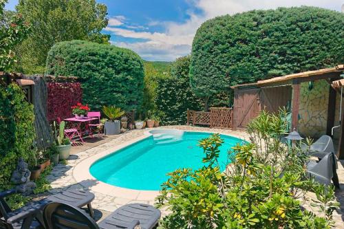 Nice villa in RESIDENCE with POOL and TERRACE gîte à louer Estérel