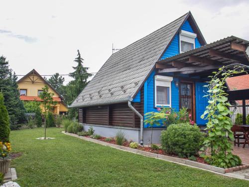  Holiday Home Blue by Interhome in Balatonkeresztúr