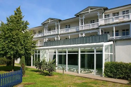 Haus Strandeck FeWo 07 mit gratis Nutzung vom AHOI Erlebnisbad und Sauna in Sellin in Göhren, Deutschland