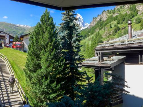 Apartment Haus Chatillon by Interhome, Zermatt (photo 6)