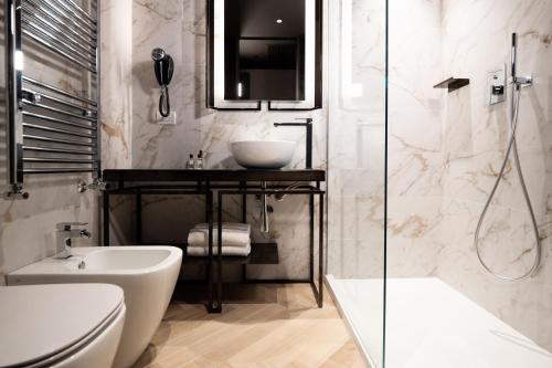 Heart Hotel Milano - image 14