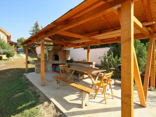 Holiday Home Beata by Interhome in Kőröshegy