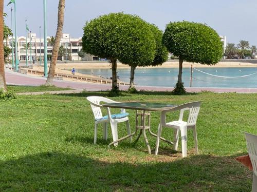 درة العروس