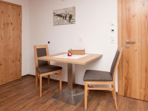  Studio Eisenspitze by Interhome in Pettneu am Arlberg