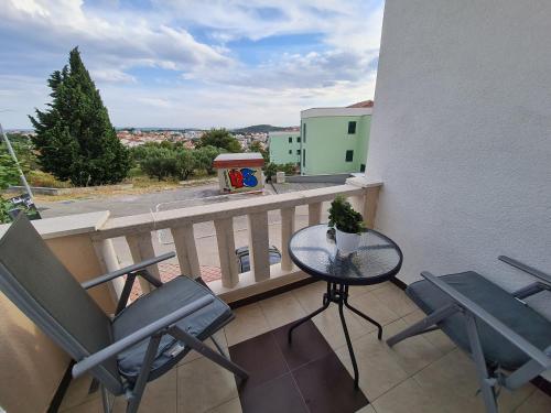 Apartmani Levarda 5