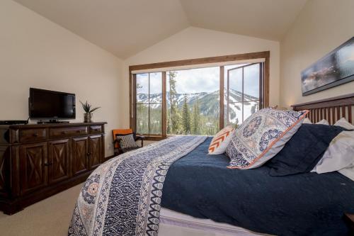 Luxury Villa #301 Next To Resort Hot Tub & Great Views - FREE Activities & Equipment Rentals Daily - image 10