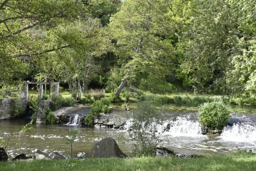 Gite du Pont Saint-Céneri-Le-Gérei dans les Alpes Mancelles