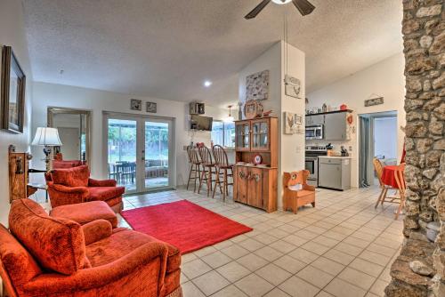 Family Home with Shared Pool Less Than 7 Mi to Wekiva Island - image 8