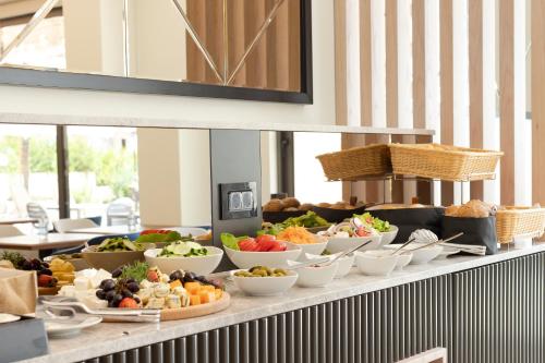 Hotel Momentum by Aycon - main image