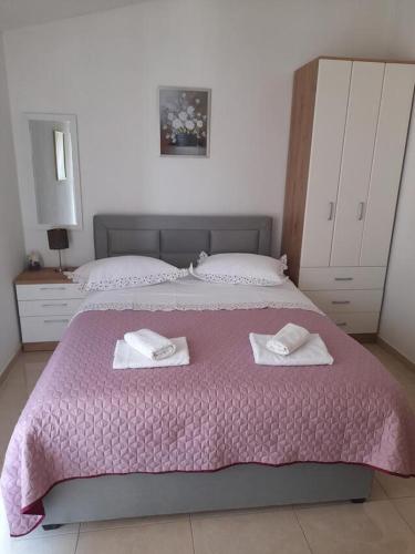 Apartments by the sea Promajna, Makarska - 2605