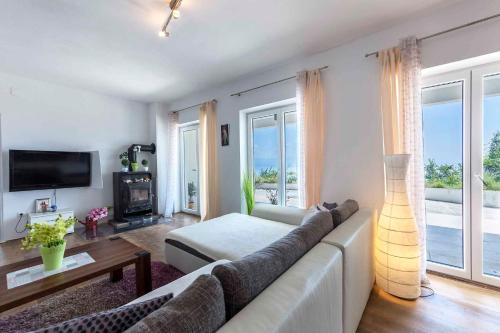 Apartment in Liganj 35553