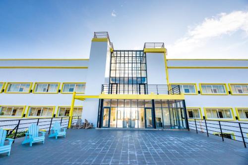 Lovestar Lakeside Hotel-Starlight Building - 숙소 외관