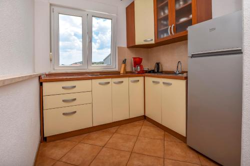 Two-Bedroom Apartment with Balcony image 5