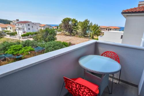 Two-Bedroom Apartment with Sea View room in Apartments Juro