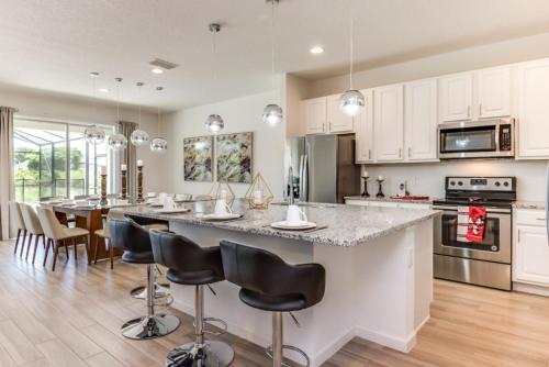 10 Bed 8 Bath Solterra Resort villa - image 6