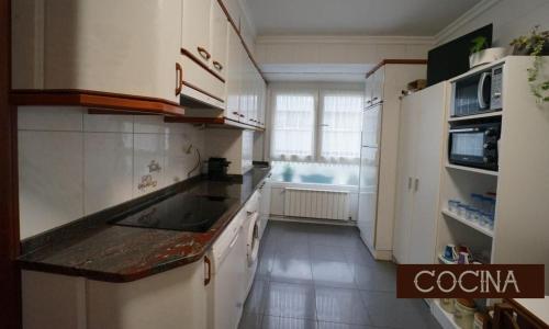  3 bedrooms appartement with wifi at Errenteria in Rentería