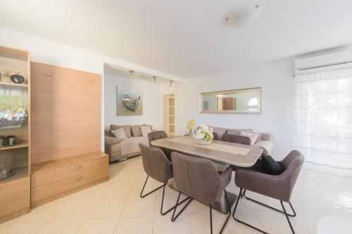 Apartmani Lenka