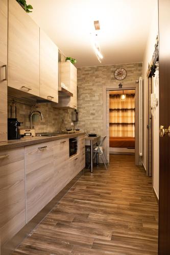 Tizzy Apartment & Rooms 1