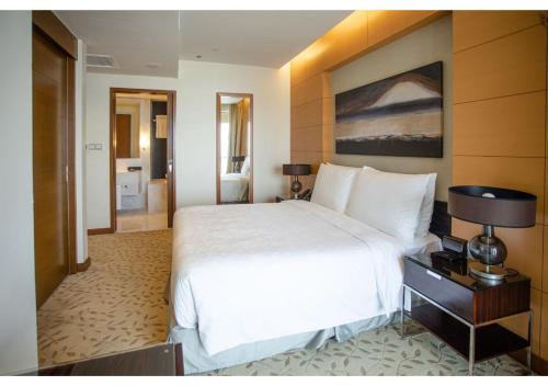 Dubai Mall Residences -Luxury 1 bedroom, Dubai (photo 5)