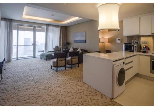 Dubai Mall Residences -Luxury 1 bedroom, Dubai (photo 9)
