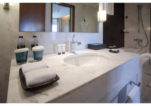 The Address Dubai Mall residence - Luxury one bedroom