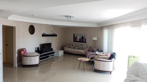 My Marine Residence Lux Sea View