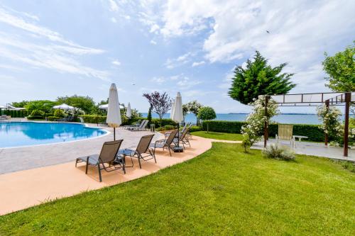 Royal Bay Residence - image 2