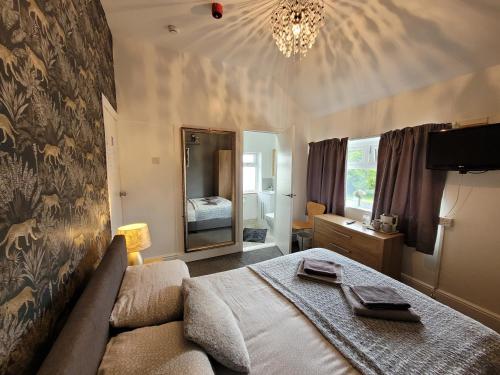 Room@87 in Ellesmere Port