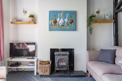 Family friendly cottage with bunk beds and courtyard gîte à louer Brokenborough