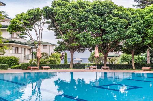 Emerald Beach Resort & Spa - image 6